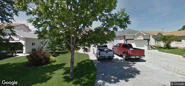 Photo of 111 Eaglemere Drive in Winnipeg, Manitoba