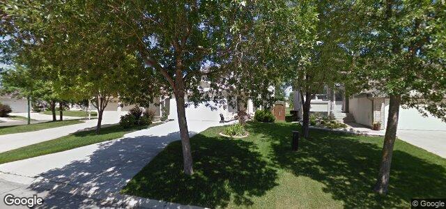 Photo of 7 Eaglemere Drive in Winnipeg, Manitoba