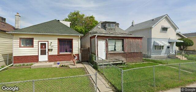 Photo of 219 King Edward Street in Winnipeg, Manitoba