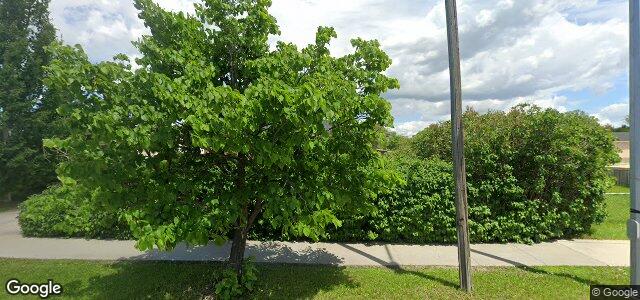 Photo of 971 Mcleod Avenue in Winnipeg, Manitoba