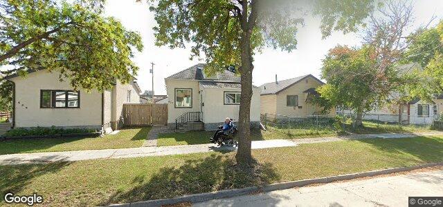Photo of 452 Tissot Street in Winnipeg, Manitoba