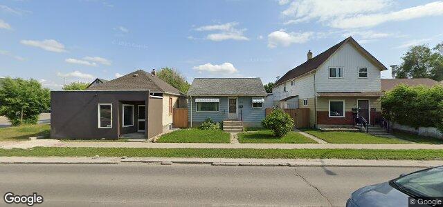 Photo of 494 Provencher Boulevard in Winnipeg, Manitoba