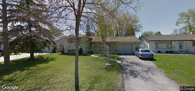 Larawan ng 12 Leacock Avenue sa Winnipeg, Manitoba